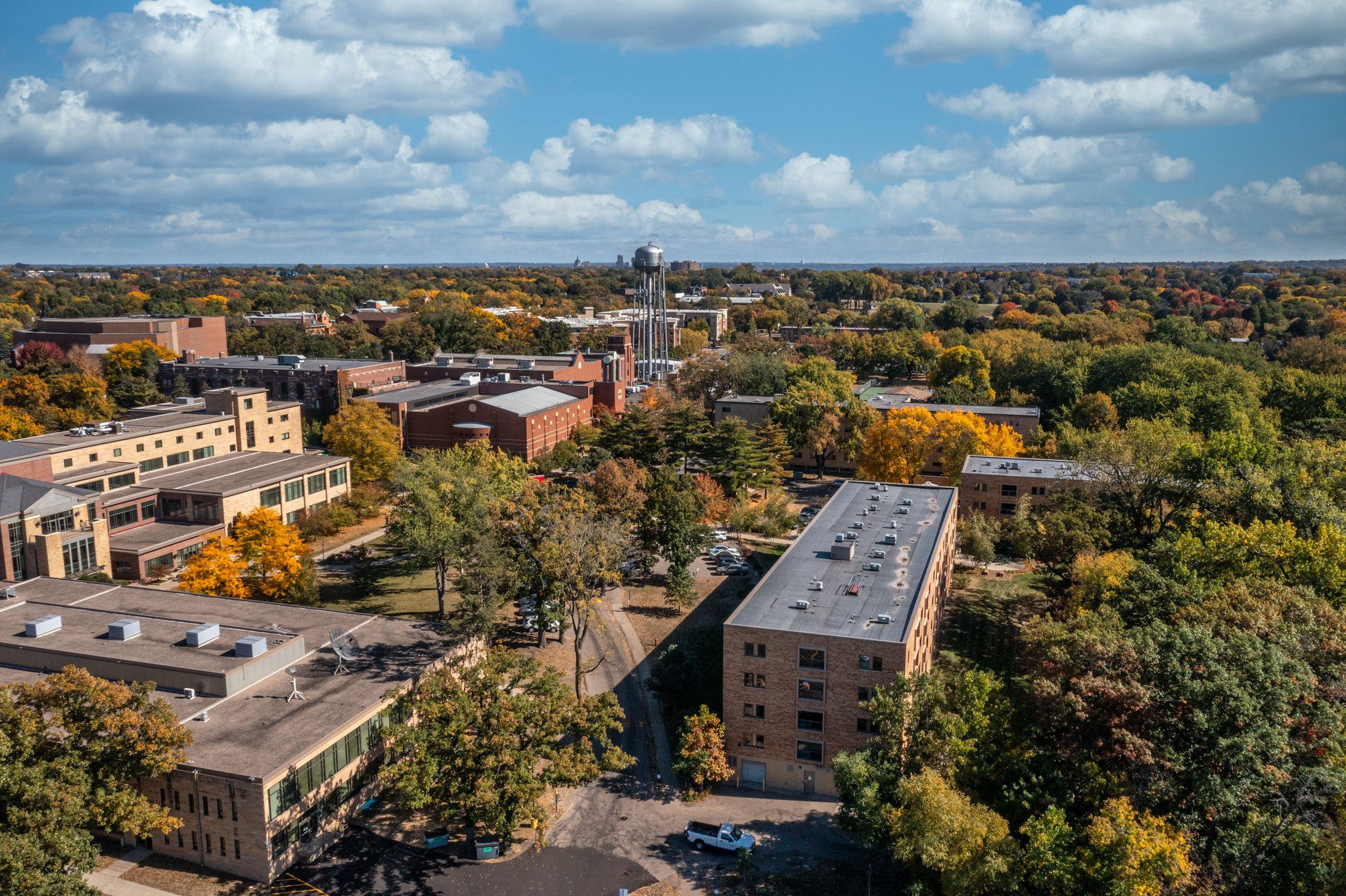 5 Top Reasons to Have Your Commercial Roof Inspected This Fall